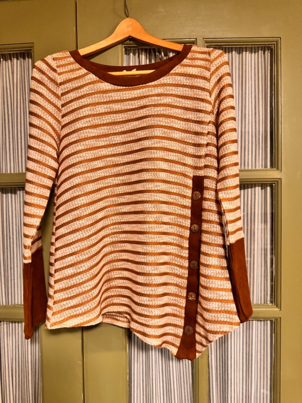 entro Brown and White Striped Artsy Top